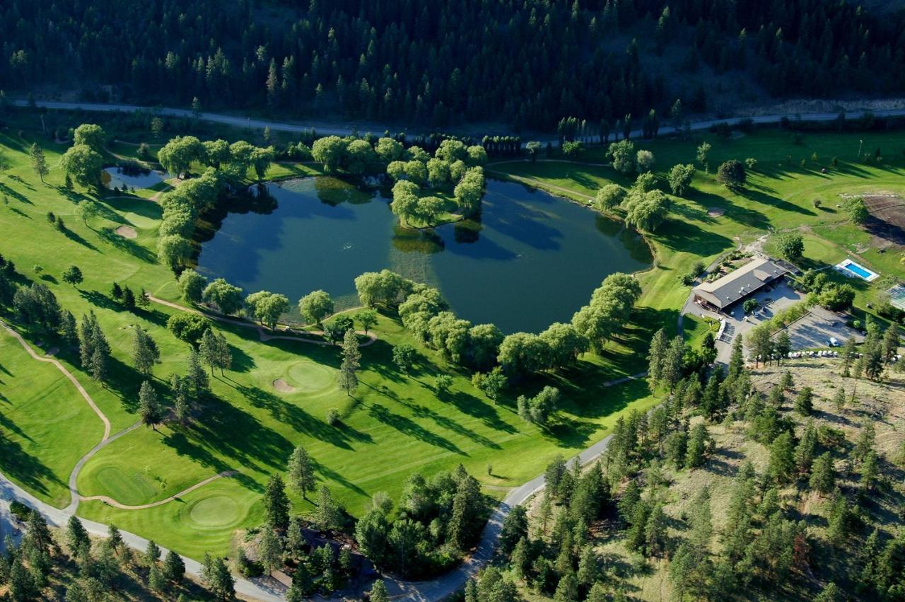 St Andrews By The Lake Golf Resort Kaleden Экстерьер фото